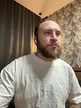  XxX-XxX  online show from December 17, 2025, 9:20 pm