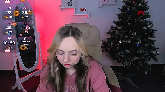 Snapshot of Noirael chatting on January 18, 2025, 12:13 am Noirael online show from January 18, 2025, 12:13 am