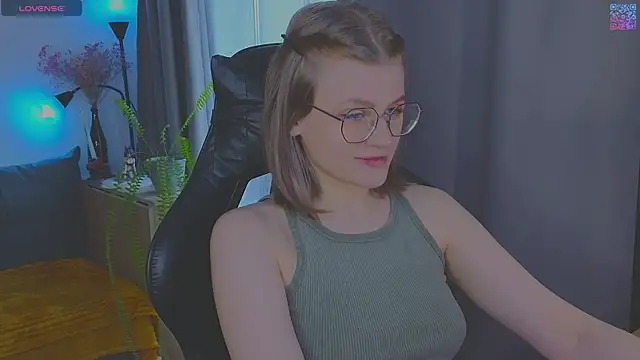 Snapshot of _JessieVibes chatting on April 21, 2026, 1:39 pm JessieVibes online show from April 21, 2026, 1:39 pm