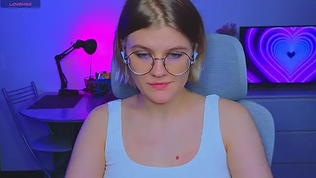  JessieVibes online show from February 23, 2025, 8:55 pm