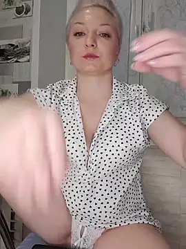 Snapshot of Anesteishen chatting on November 20, 2025, 5:08 am Anesteishen online show from November 20, 2025, 5:08 am