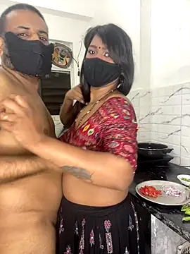 Snapshot of YourSuperTanya chatting on December 5, 2025, 10:14 am YourSuperTanya online show from December 5, 2025, 10:14 am