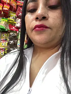 Snapshot of Miia_Jazmin chatting on September 29, 2025, 8:25 pm Miia Jazmin online show from September 29, 2025, 8:25 pm