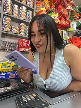 Miia Jazmin online show from November 8, 2025, 4:10 pm