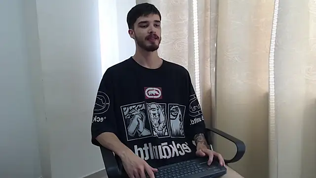 Aleex Miller online show from January 13, 2026, 2:32 pm