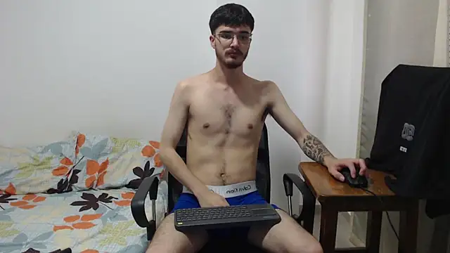 Aleex Miller online show from November 27, 2025, 11:54 am