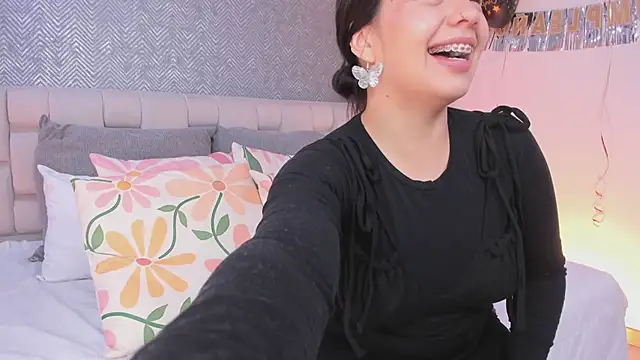 ah mara  online show from October 5, 2025, 12:29 pm