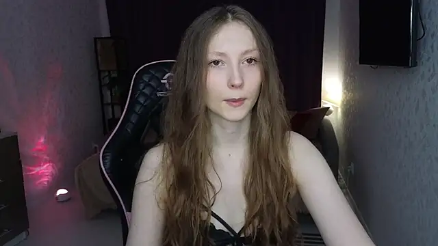 Snapshot of Sweeet_Lilit chatting on April 2, 2026, 9:32 pm Sweeet Lilit online show from April 2, 2026, 9:32 pm