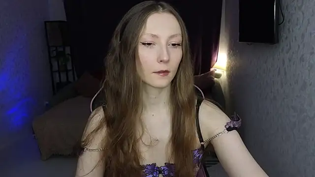 Snapshot of Sweeet_Lilit chatting on April 11, 2026, 9:29 pm Sweeet Lilit online show from April 11, 2026, 9:29 pm