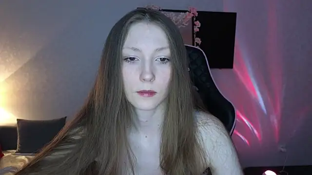 Snapshot of Sweeet_Lilit chatting on February 10, 2025, 5:25 am Sweeet Lilit online show from February 10, 2025, 5:25 am