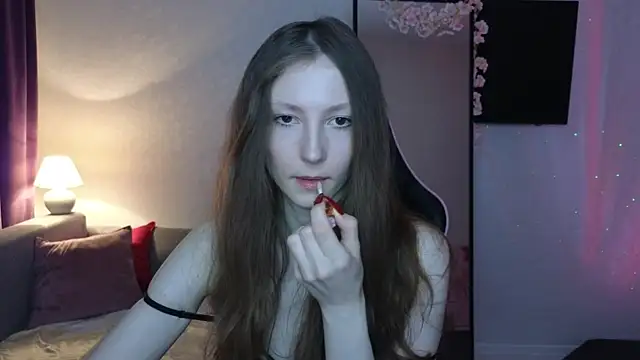 Snapshot of Sweeet_Lilit chatting on February 16, 2025, 2:20 am Sweeet Lilit online show from February 16, 2025, 2:20 am