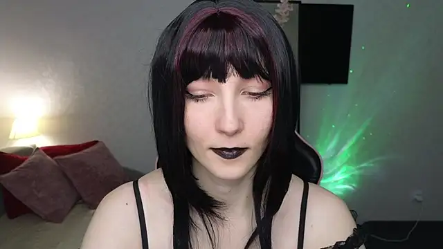 Snapshot of Sweeet_Lilit chatting on September 16, 2025, 8:21 pm Sweeet Lilit online show from September 16, 2025, 8:21 pm