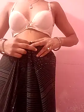 Snapshot of Miss_Cuteness chatting on March 22, 2025, 9:45 am Miss Cuteness online show from March 22, 2025, 9:45 am