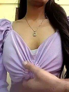 Snapshot of Miss_Cuteness chatting on February 22, 2025, 9:45 am Miss Cuteness online show from February 22, 2025, 9:45 am