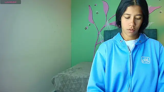 Connie Bell online show from November 19, 2025, 2:50 pm