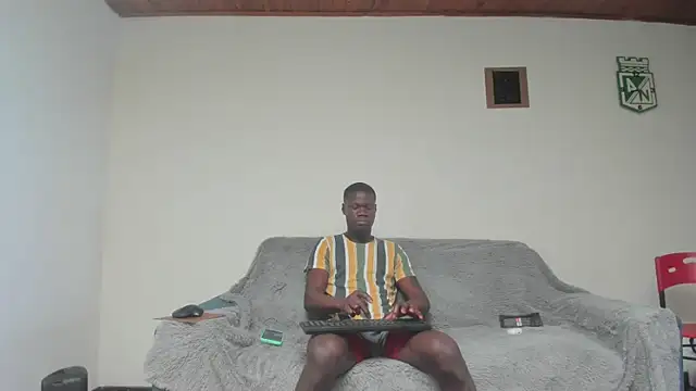 nene-5 online show from November 19, 2025, 6:41 pm