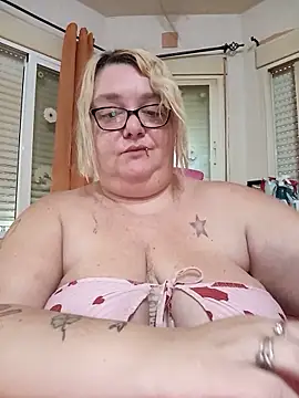Snapshot of diosacurvy1984 chatting on May 29, 2026, 8:53 am diosacurvy1984 online show from May 29, 2026, 8:53 am