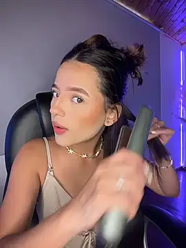 Sofia18 pinkk online show from March 26, 2026, 9:13 pm