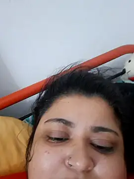 Snapshot of _hannacurvy chatting on October 8, 2025, 11:12 am hannacurvy online show from October 8, 2025, 11:12 am