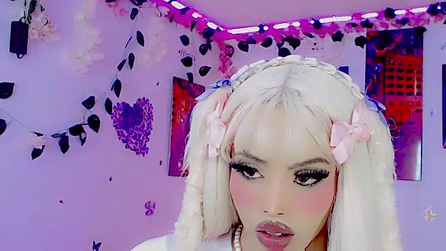 Arlet Zenere online show from March 22, 2025, 6:43 am