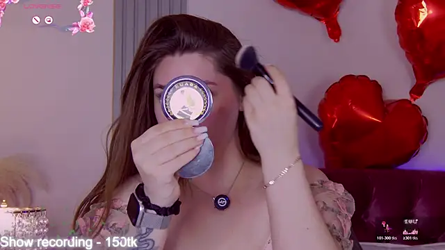 Snapshot of KiraBarlows chatting on April 10, 2026, 8:05 pm KiraBarlows online show from April 10, 2026, 8:05 pm