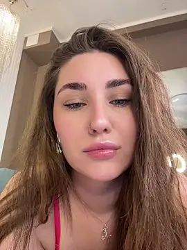 KiraBarlows online show from May 19, 2026, 8:38 pm