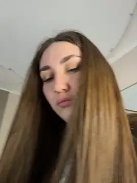 KiraBarlows online show from February 24, 2026, 8:10 pm