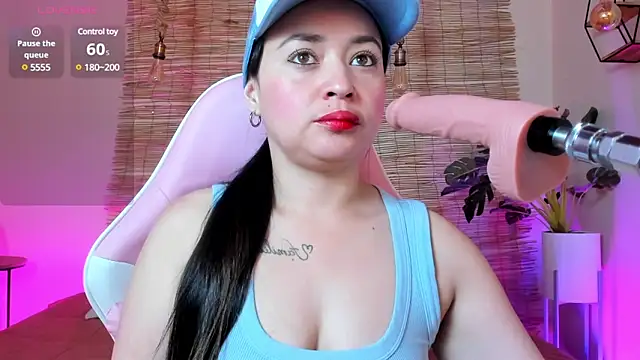 Snapshot of Rosie_jhons chatting on February 25, 2025, 3:42 am Rosie jhons online show from February 25, 2025, 3:42 am
