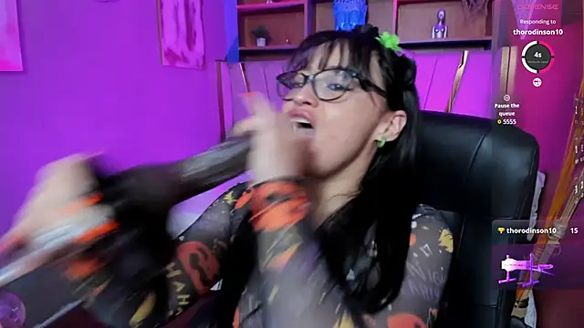 Snapshot of Rosie_jhons chatting on October 24, 2025, 4:11 am Rosie jhons online show from October 24, 2025, 4:11 am