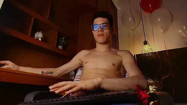 wolfandsky online show from September 19, 2025, 12:31 pm