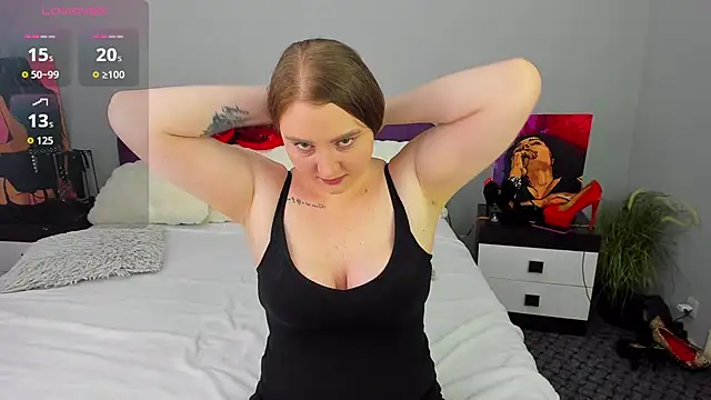 Snapshot of lillyloan4u chatting on November 22, 2025, 7:46 pm lillyloan4u online show from November 22, 2025, 7:46 pm