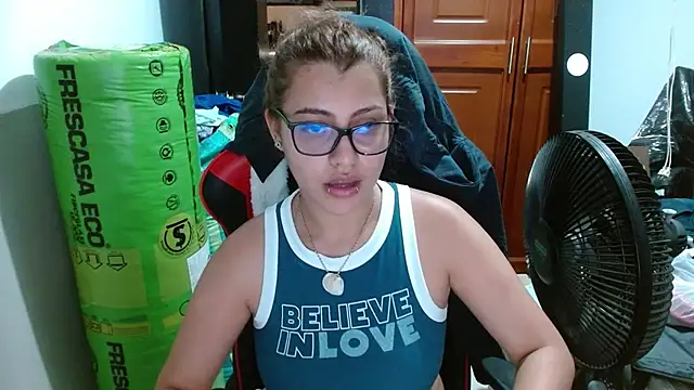 Snapshot of Eyfy_bbs chatting on September 22, 2025, 1:55 am Eyfy bbs online show from September 22, 2025, 1:55 am