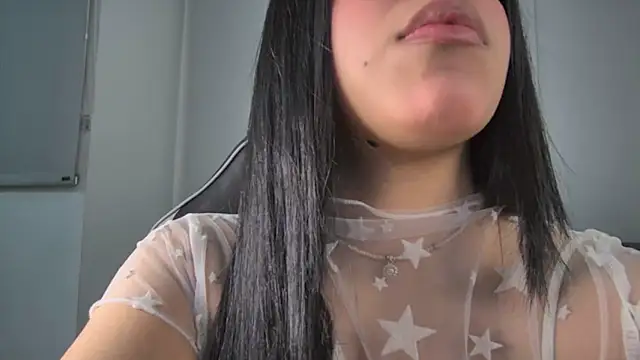 Snapshot of AmandaBrooks_18 chatting on March 29, 2026, 2:46 am AmandaBrooks 18 online show from March 29, 2026, 2:46 am