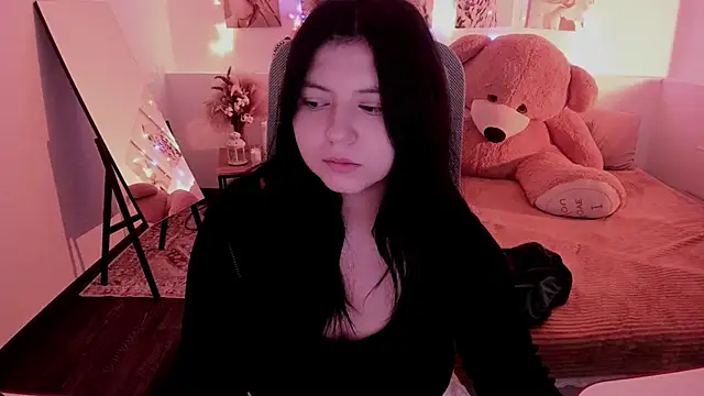 DiaAngell online show from May 24, 2026, 7:36 pm