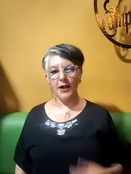 Snapshot of ilonna2025 chatting on March 28, 2026, 10:55 pm ilonna2025 online show from March 28, 2026, 10:55 pm