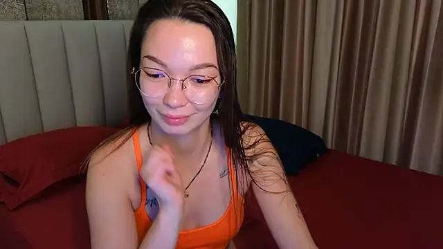 Snapshot of SusannJohnson chatting on May 15, 2026, 12:19 am SusannJohnson online show from May 15, 2026, 12:19 am