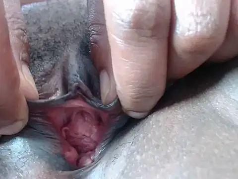 Snapshot of BUBBLYBUNNYxx chatting on October 20, 2025, 6:26 am BUBBLYBUNNYxx online show from October 20, 2025, 6:26 am