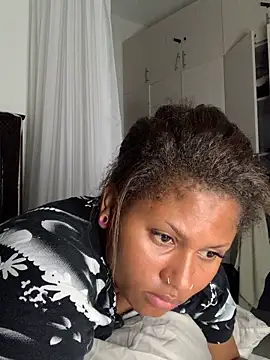 madell online show from April 24, 2026, 3:52 am