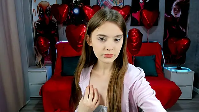 Snapshot of RayWillliams chatting on February 20, 2025, 8:47 pm RayWillliams online show from February 20, 2025, 8:47 pm