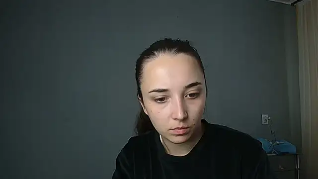 Snapshot of Eva_Gloryy chatting on September 19, 2025, 10:08 am Eva Gloryy online show from September 19, 2025, 10:08 am