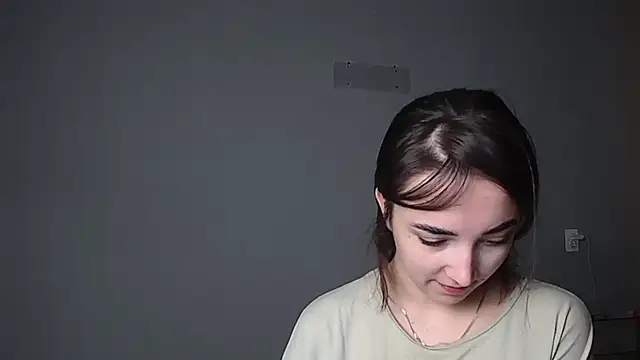 Eva Gloryy online show from March 10, 2026, 9:08 pm