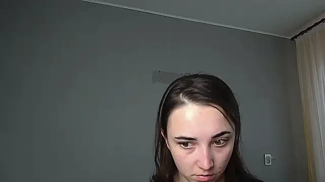 Eva Gloryy online show from April 30, 2026, 7:37 am