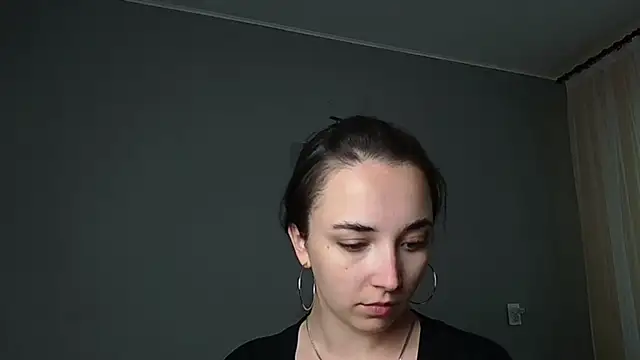 Eva Gloryy online show from May 29, 2026, 2:56 pm