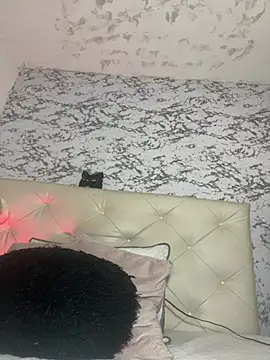 Lili  taylor online show from February 2, 2026, 2:54 am