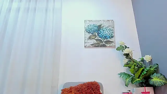 Snapshot of SiennaLustt chatting on February 26, 2025, 3:46 am SiennaLustt online show from February 26, 2025, 3:46 am
