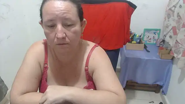 Snapshot of Yohis_Kiut25 chatting on May 10, 2026, 5:22 am Yohis Kiut25 online show from May 10, 2026, 5:22 am