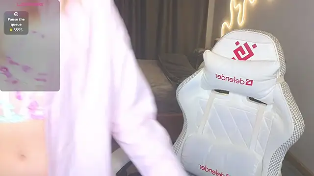 Snapshot of MargaretSweet1 chatting on April 14, 2026, 12:48 am MargaretSweet1 online show from April 14, 2026, 12:48 am