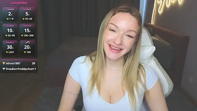 Snapshot of MargaretSweet1 chatting on March 21, 2026, 8:19 am MargaretSweet1 online show from March 21, 2026, 8:19 am