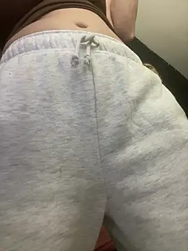 viktoria davis  online show from March 3, 2026, 12:17 am