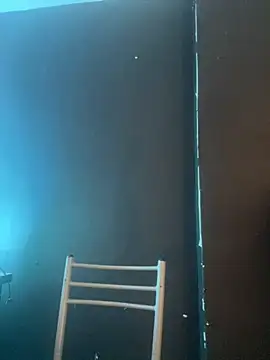 viktoria davis  online show from March 9, 2025, 1:56 am